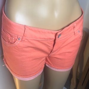 Levi’s shorty short